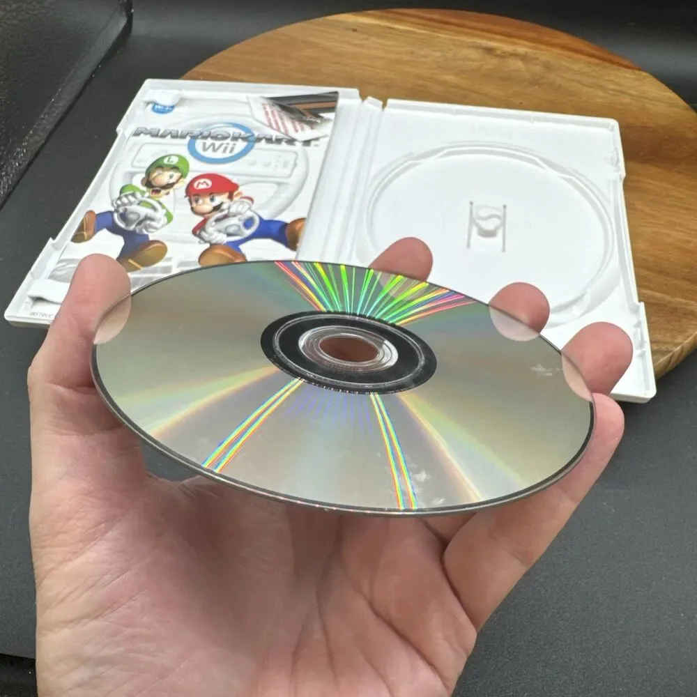Mariokart Wii (Nintendo Wii, 2008) 100% COMPLETE + 4 Steering Wheels TESTED